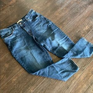 Levi’s Capri blue jeans